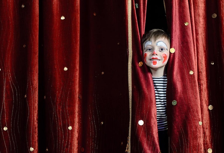 Drama, Tiyatro, Folklör